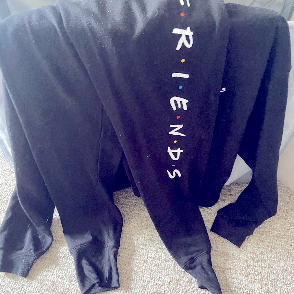 Friends sweater outfit